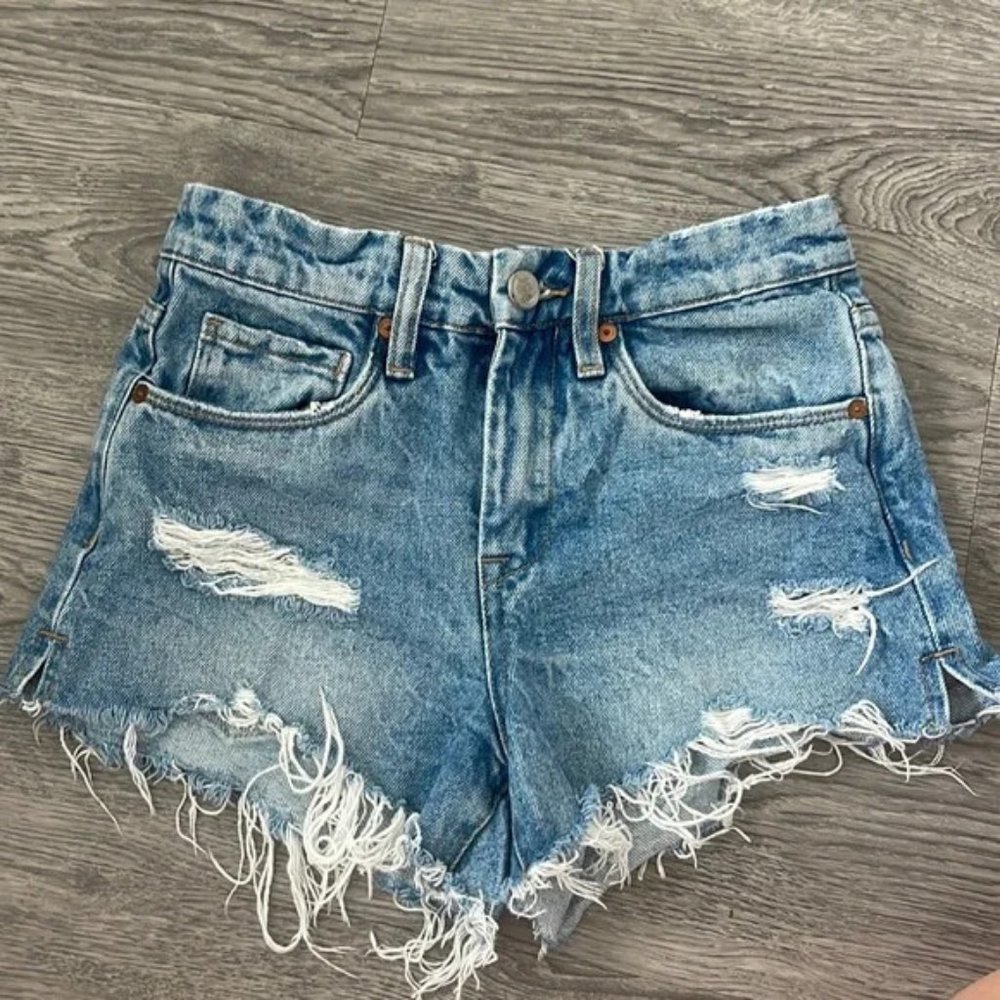 Blank NYC The Barrow shorts